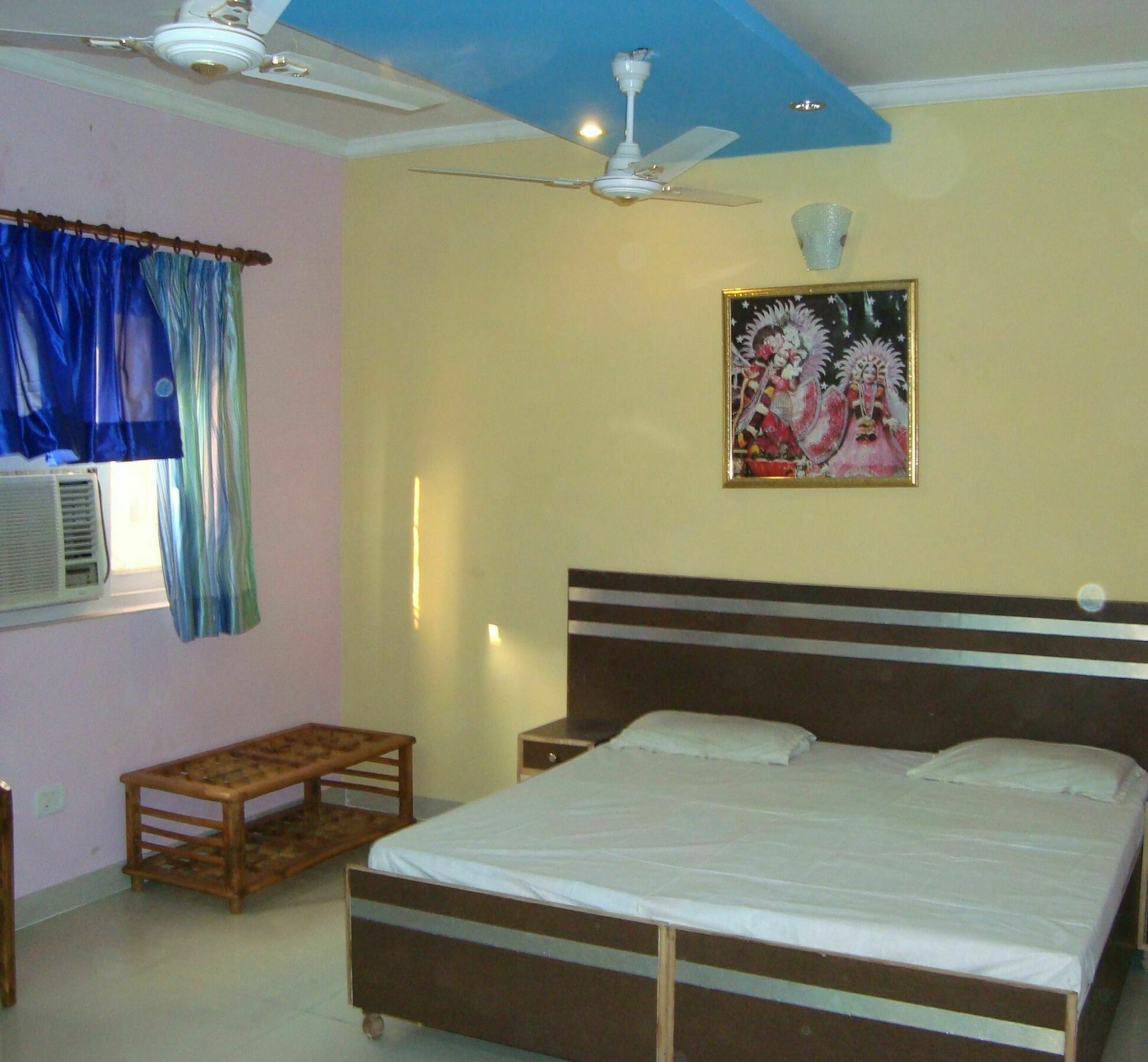 Hotel S P New Delhi Exterior photo